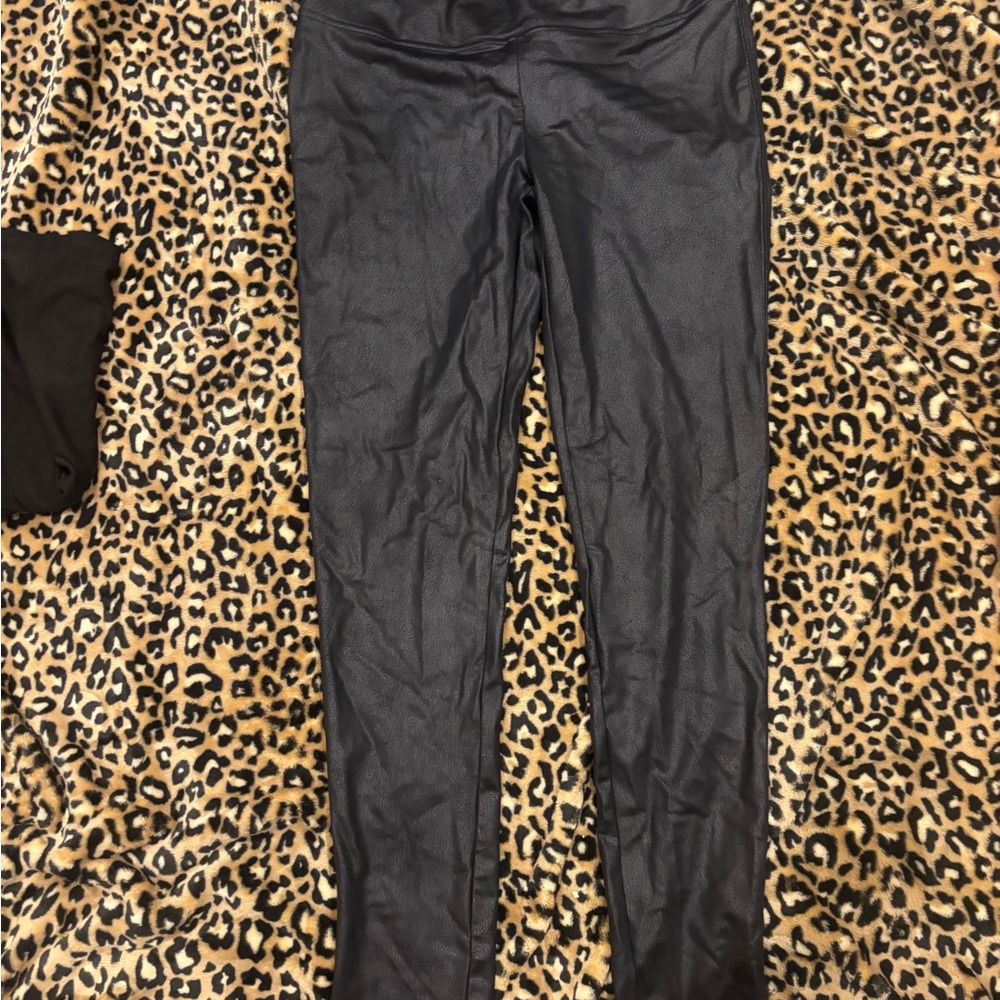 Seven7 Black Leggings